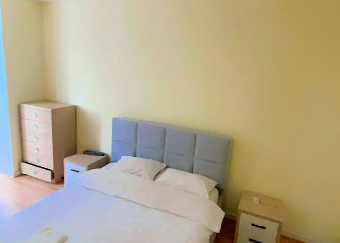 Tulip - Amazing Location Lejlighed Tirana