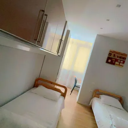 Apartment Tulip - Amazing Location *